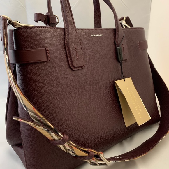NEW Burberry Medium Banner Tote in Mahogany Red - Picture 2 of 8